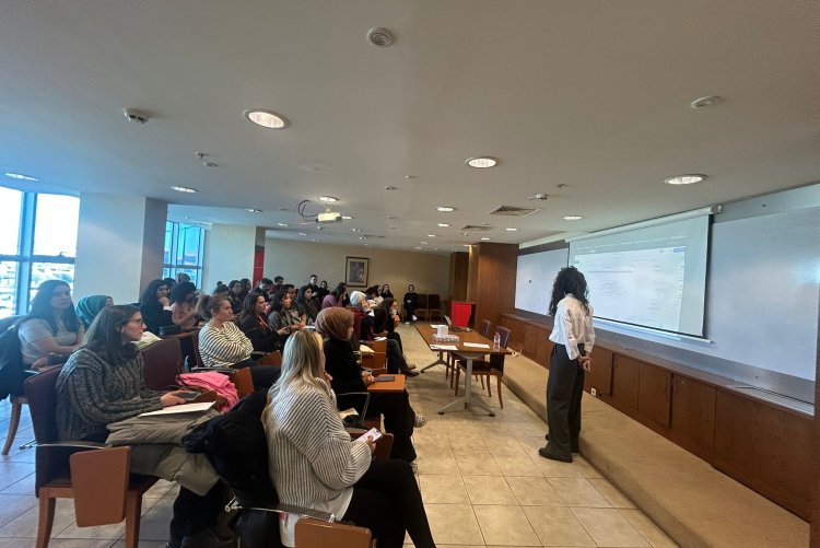 "Siber Zorbalık ve Diğer Çevrim İçi Tehlikeler: Okullar için Önleme Eğitimi"